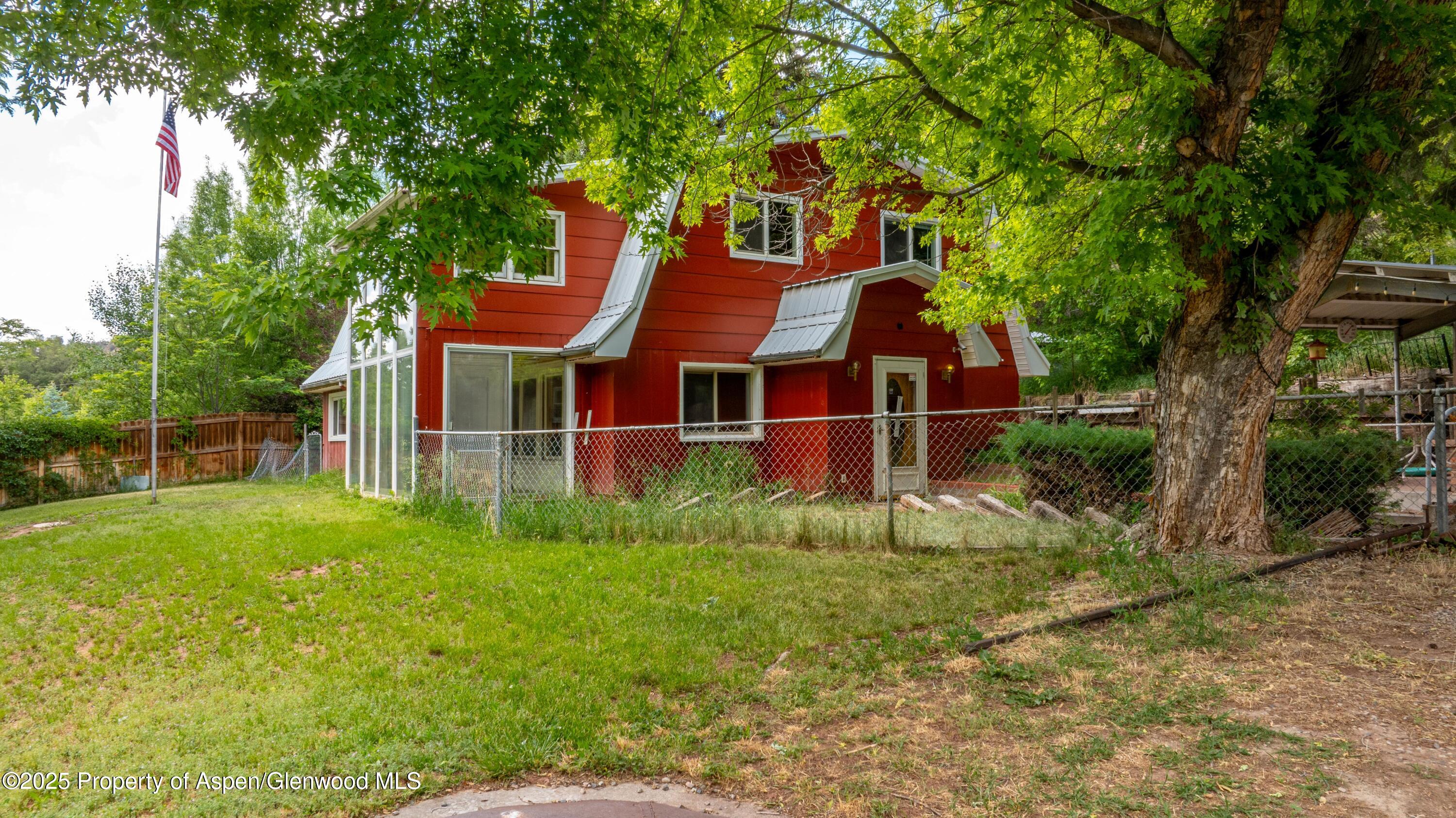46231 Highway 6 & 24