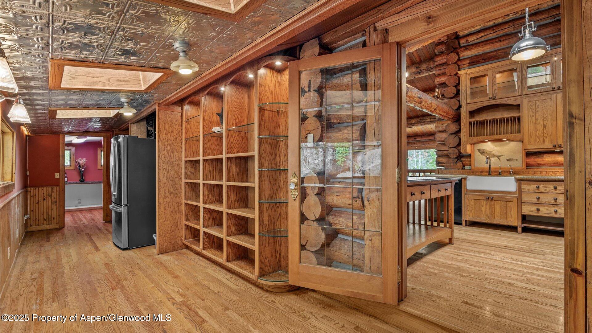 153 Peachblow Road
