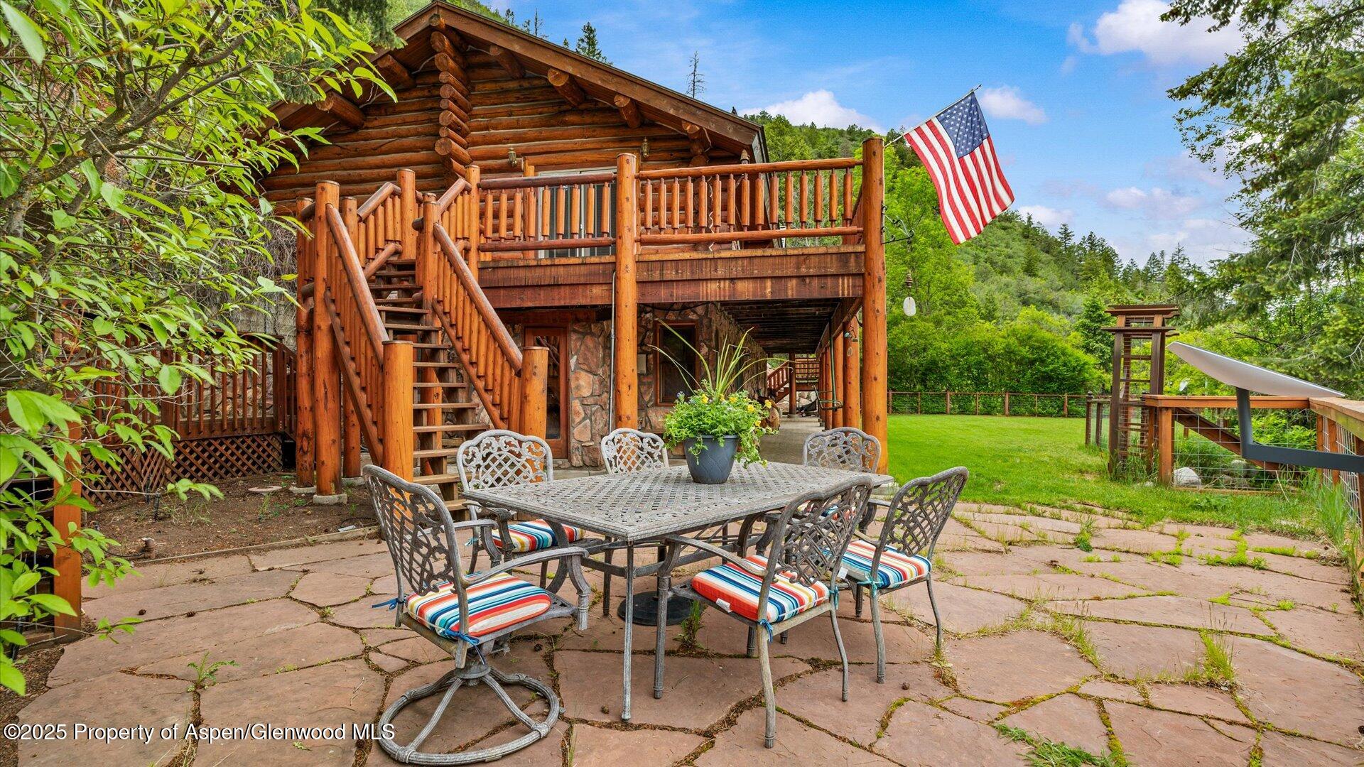 153 Peachblow Road