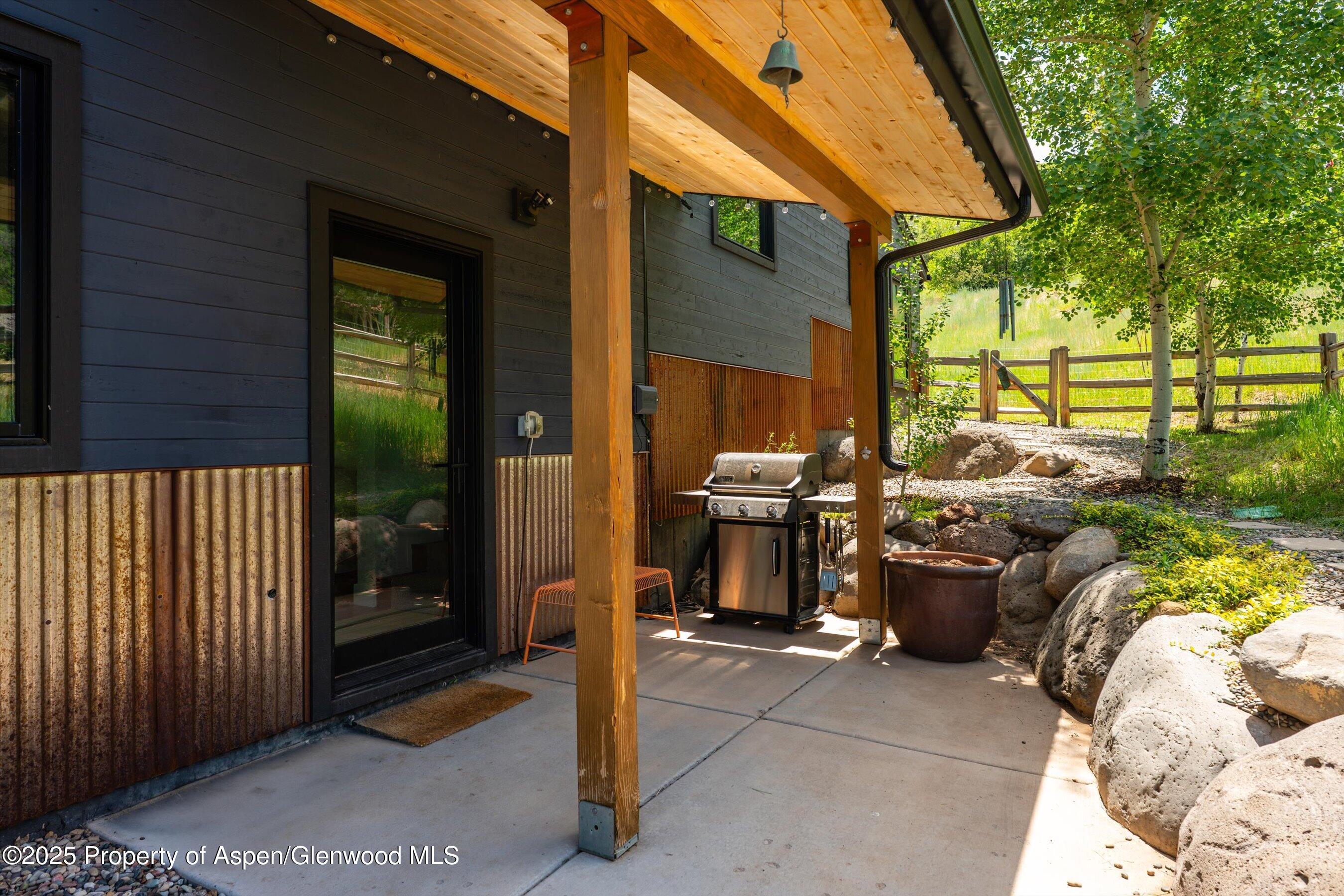 442 Silver King Court