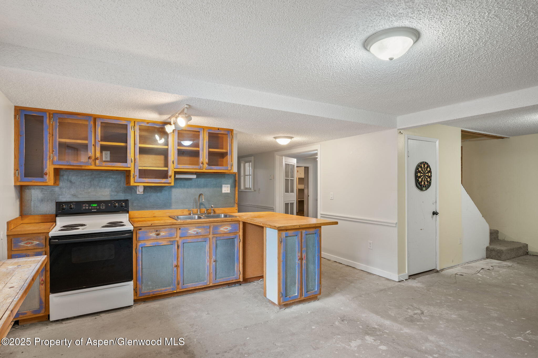 91 MICHELS Circle