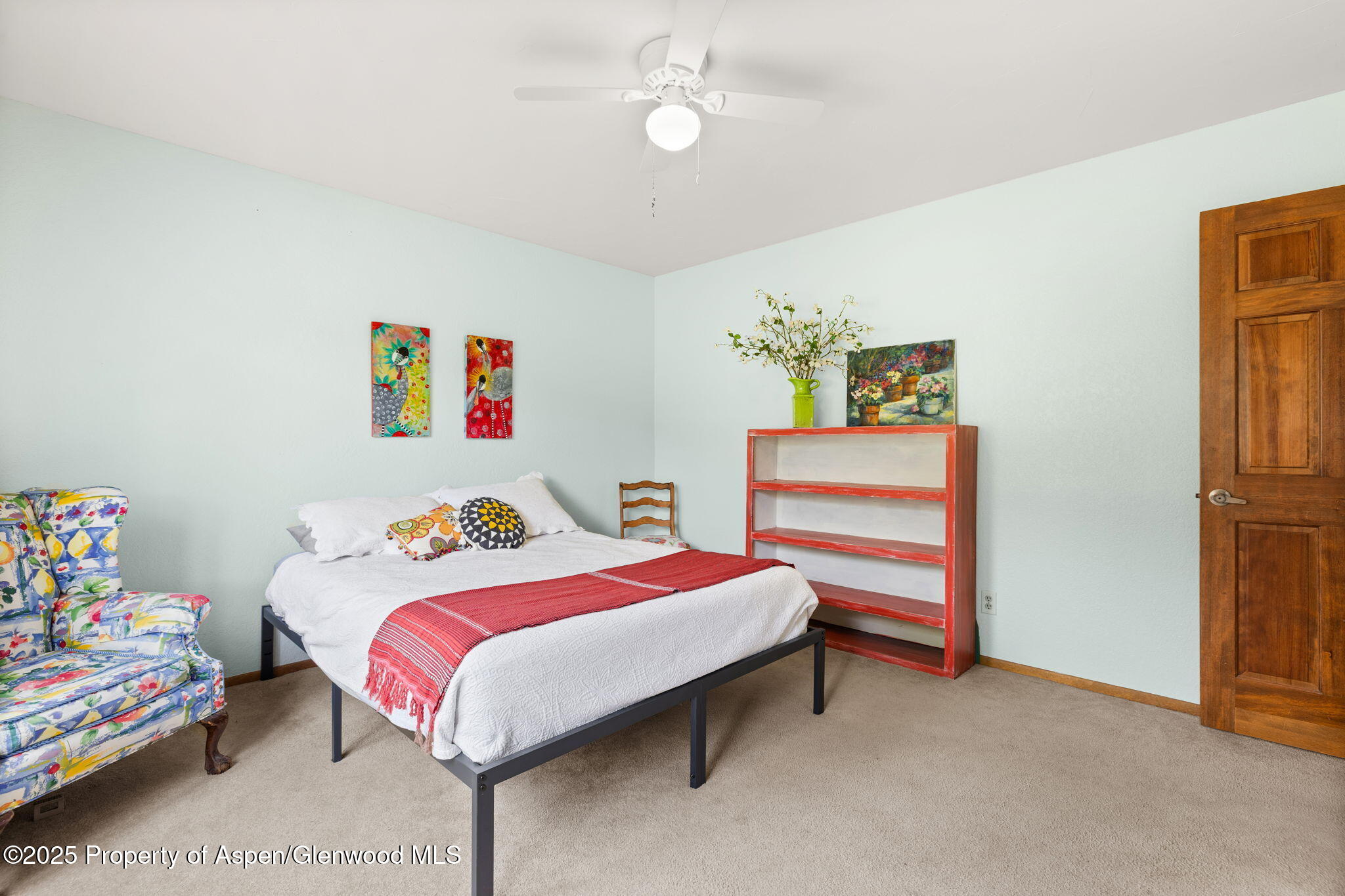 283 MEADOW Lane