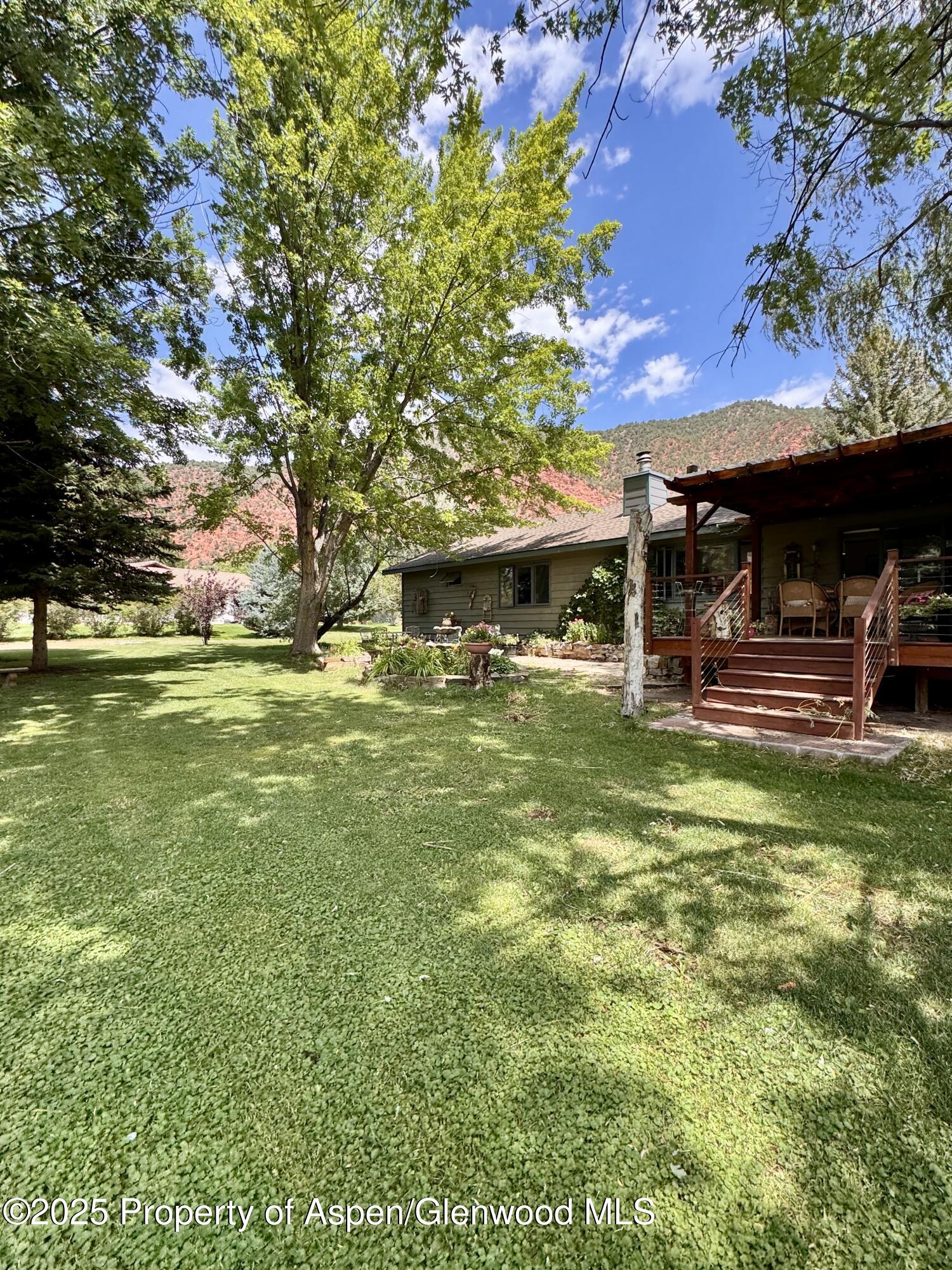 283 MEADOW Lane