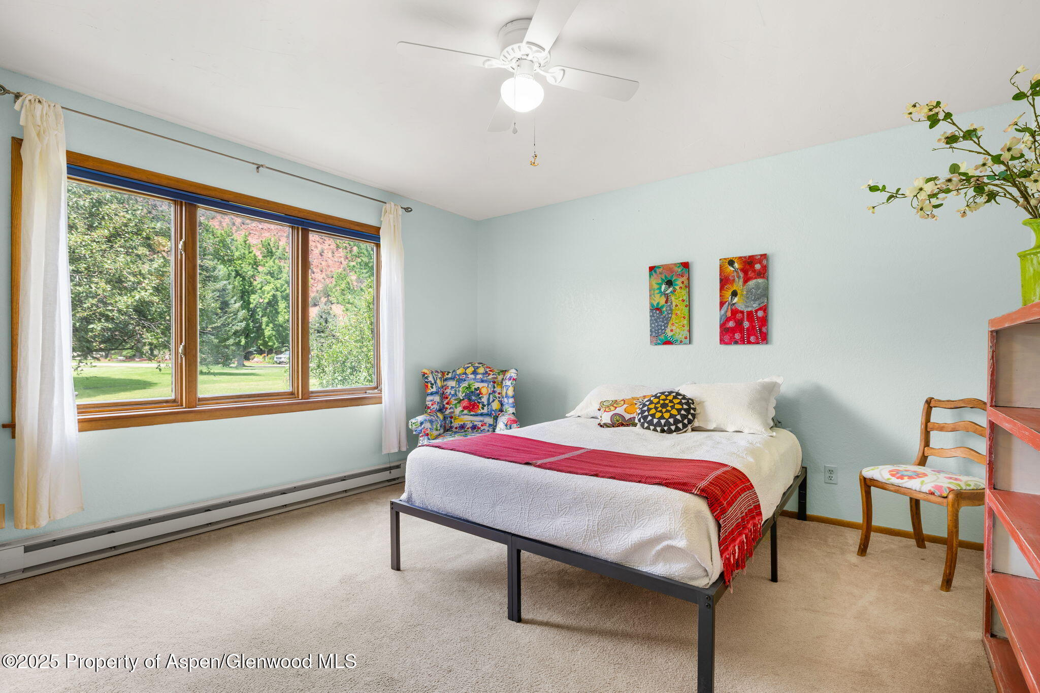283 MEADOW Lane