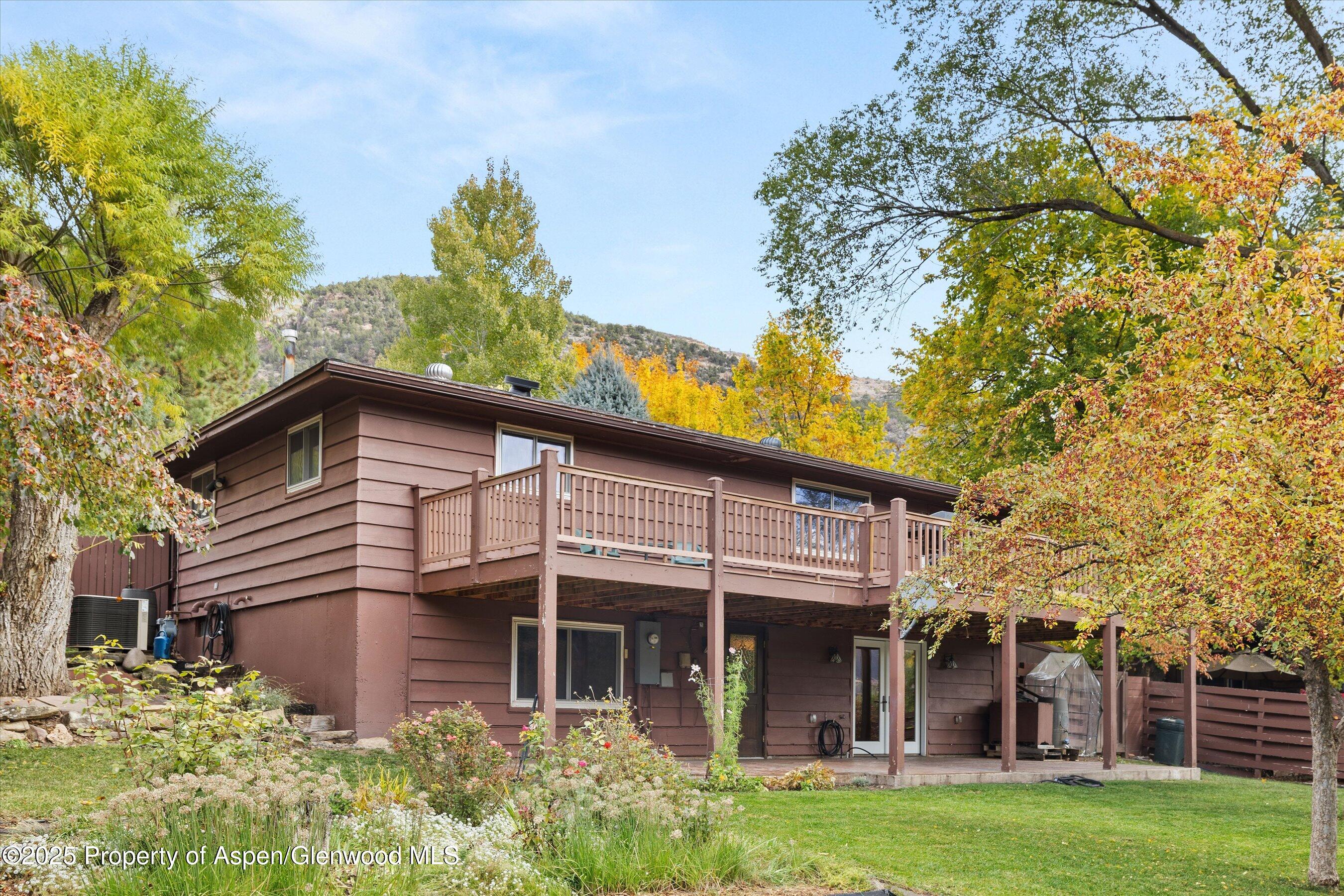 30 Mountain Shadows Drive