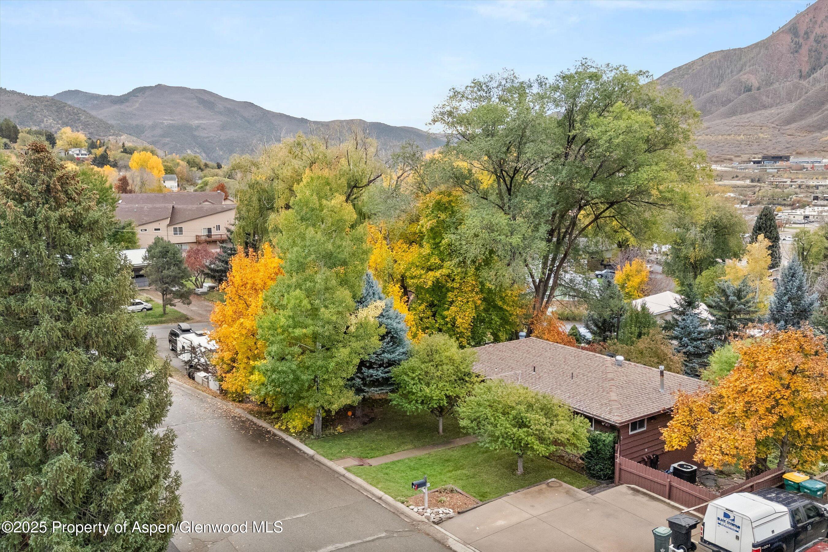 30 Mountain Shadows Drive