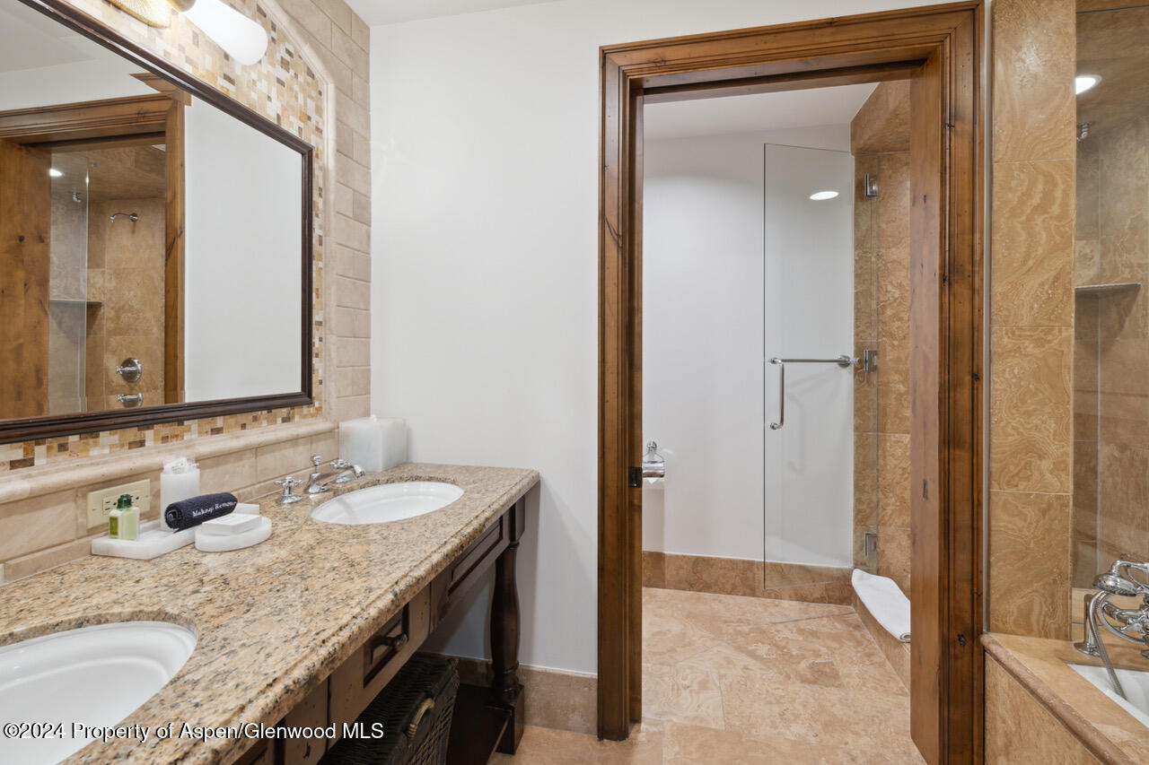 415 E Dean St., Unit 16, Week 9