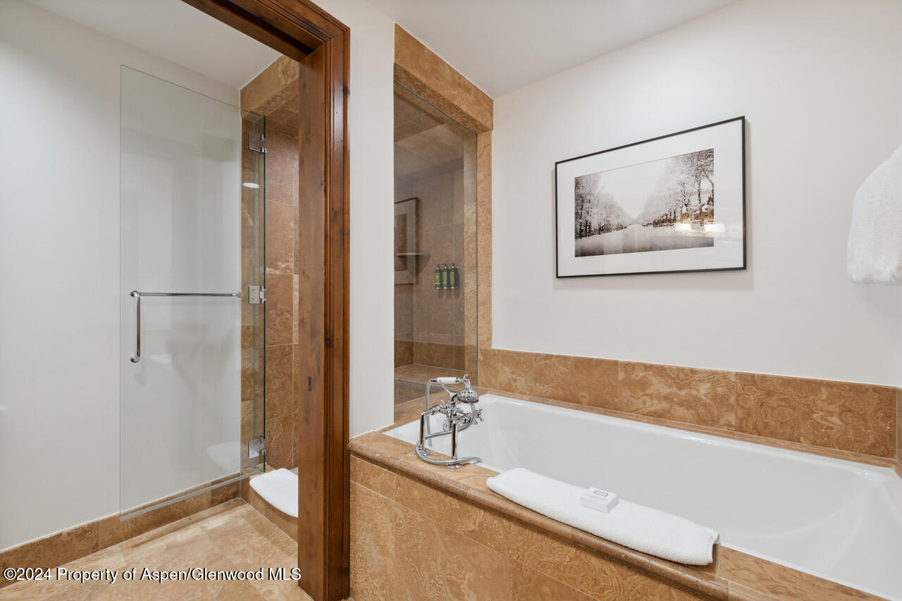 415 E Dean St., Unit 16, Week 9