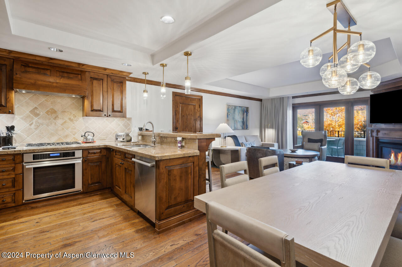 415 E Dean St., Unit 16, Week 9