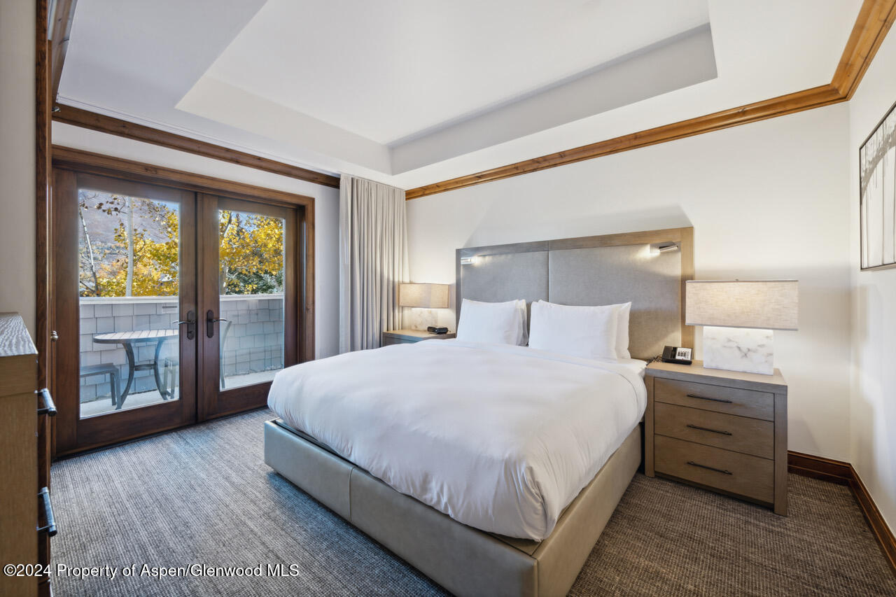415 E Dean St., Unit 16, Week 9
