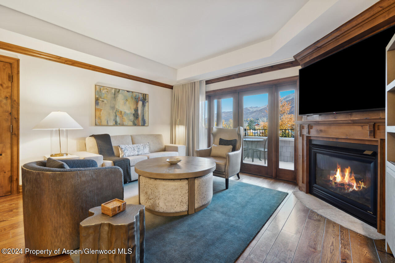 415 E Dean St., Unit 16, Week 9