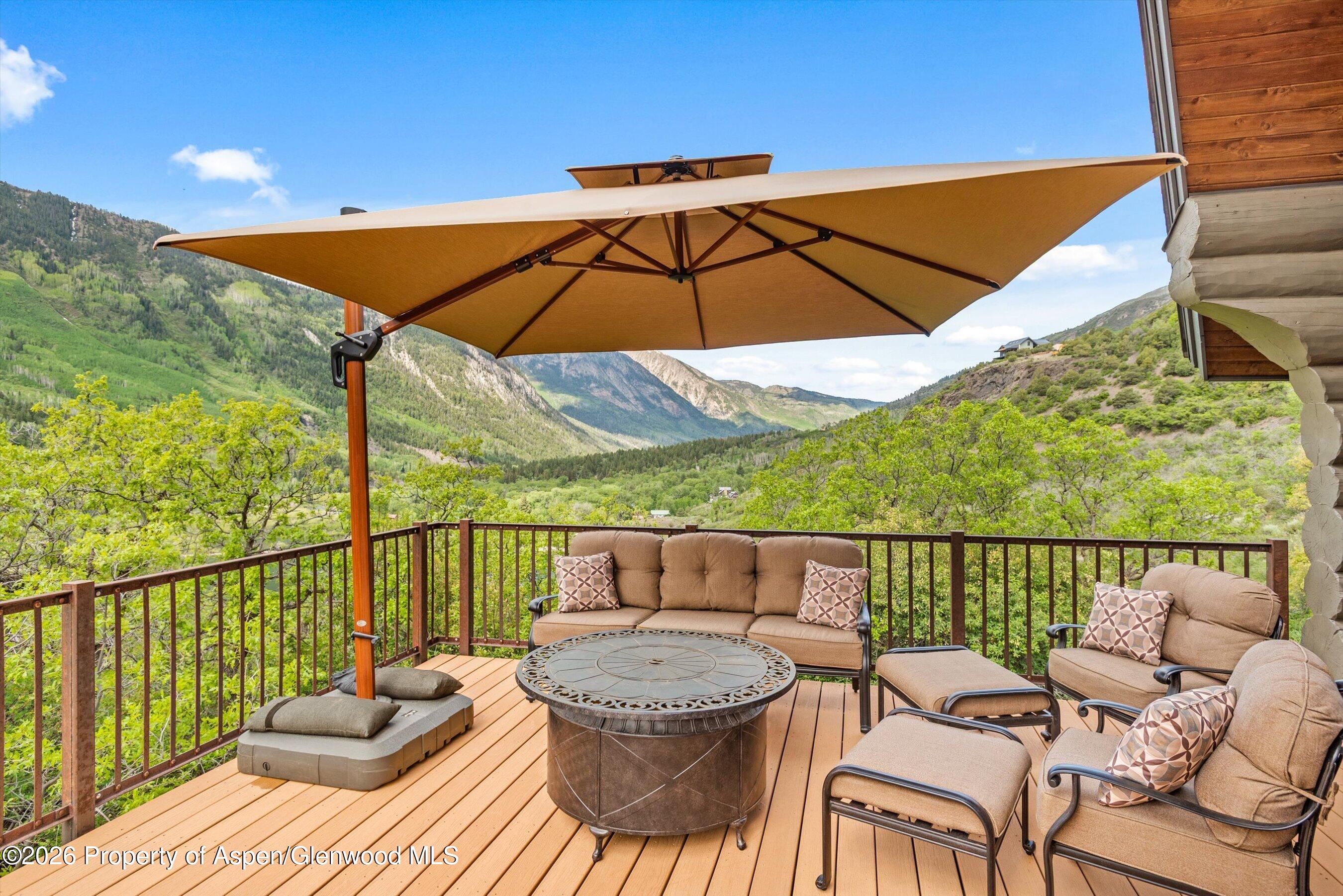 455 Rainbow Drive
