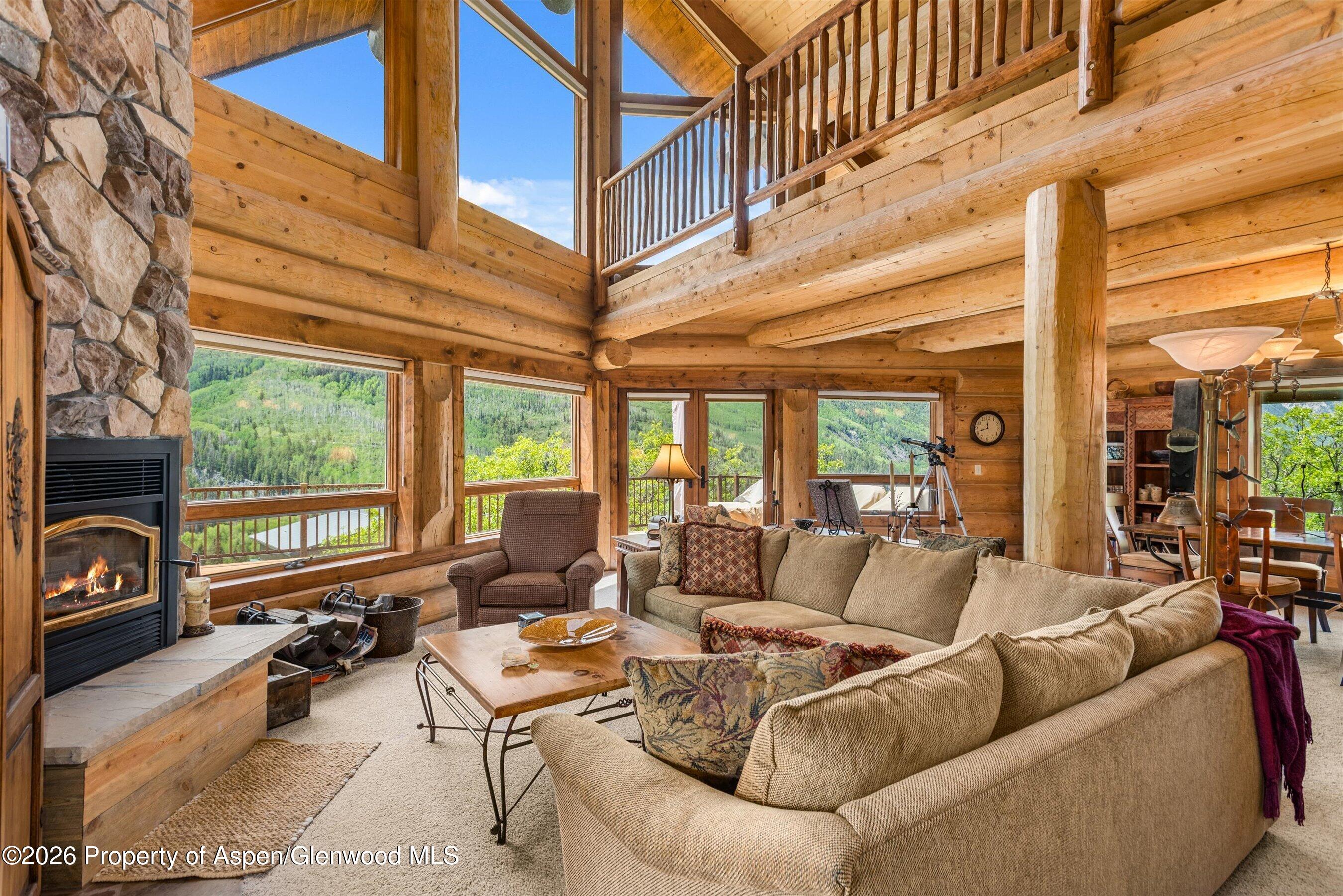 455 Rainbow Drive