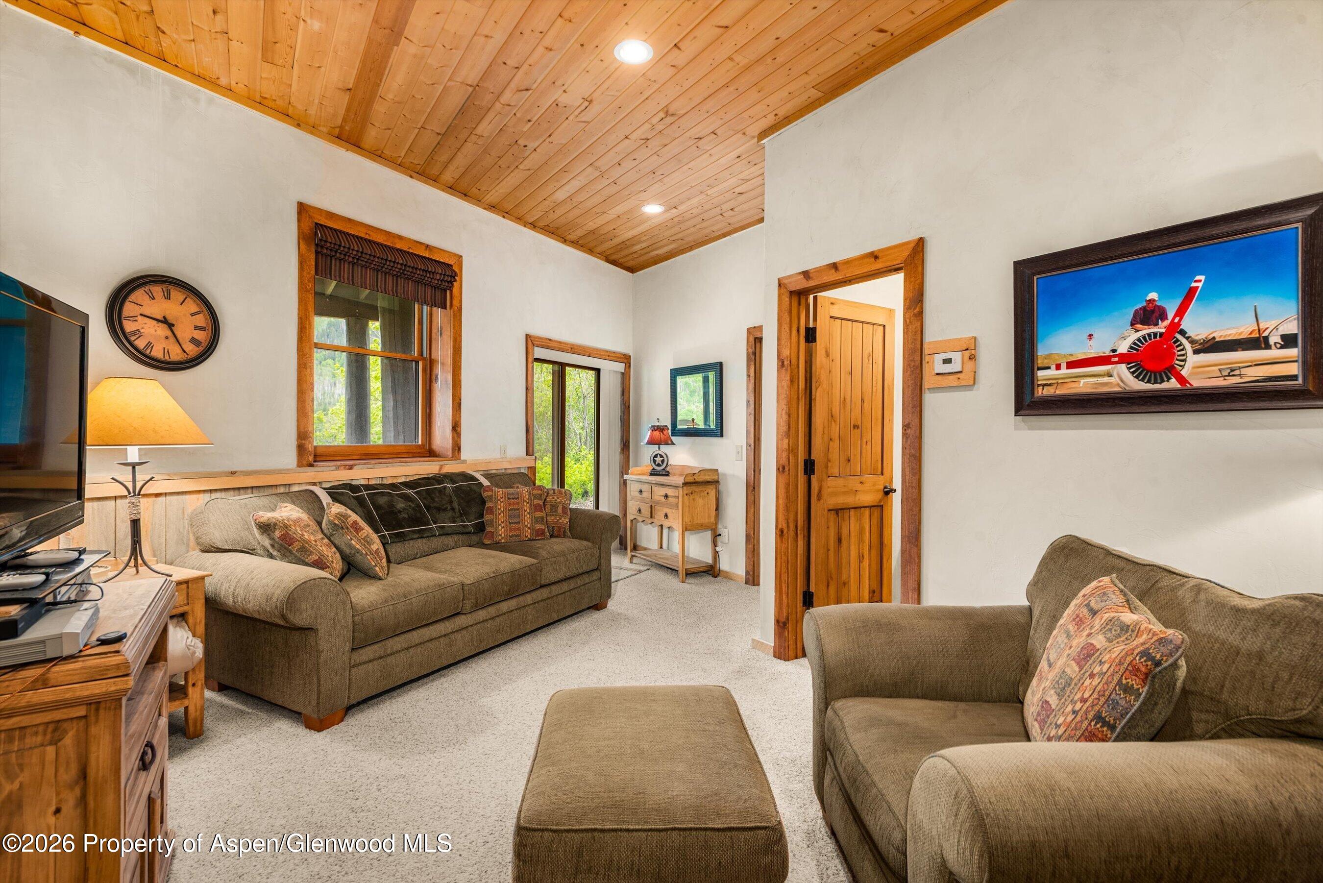 455 Rainbow Drive