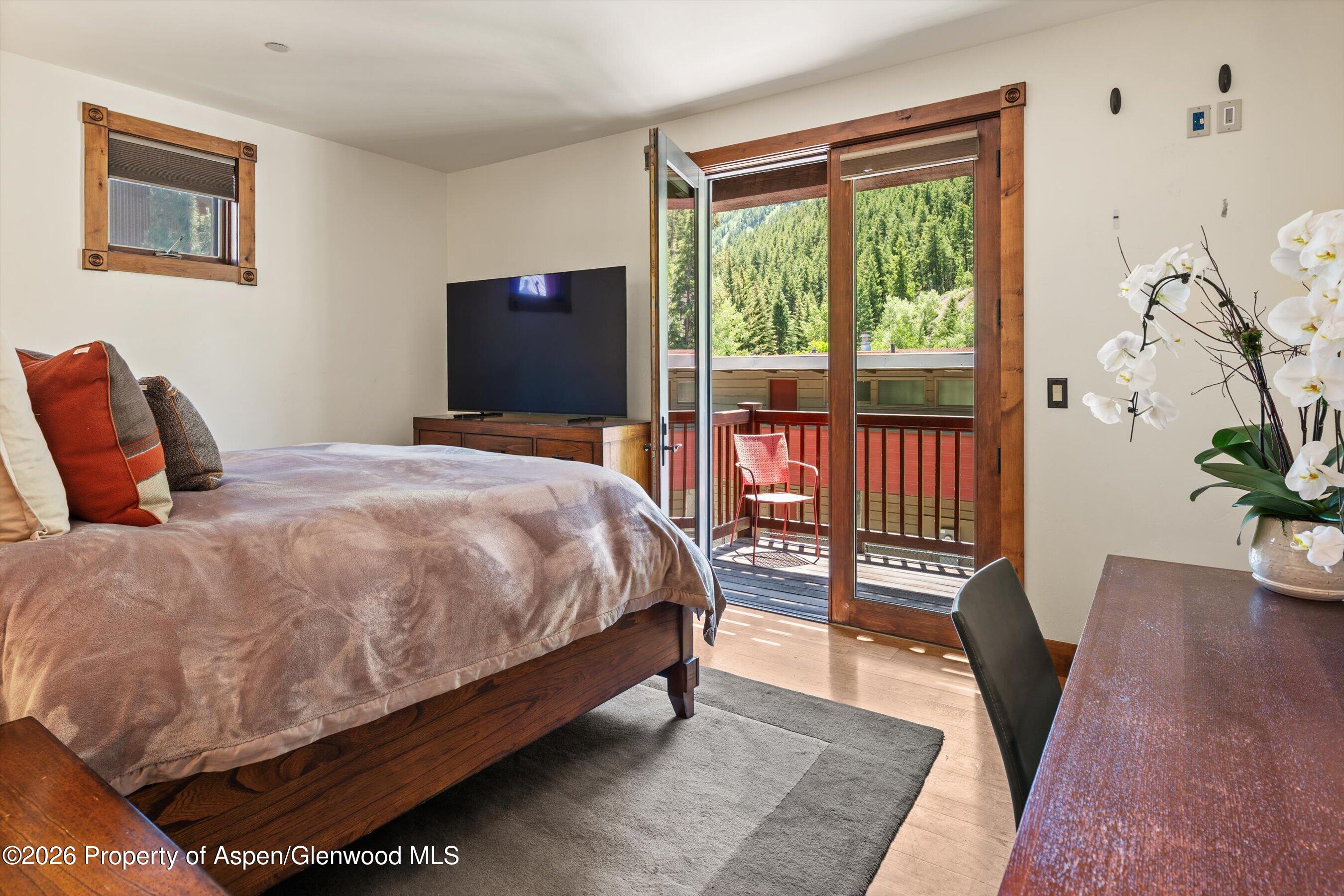 503 W Main Street B202