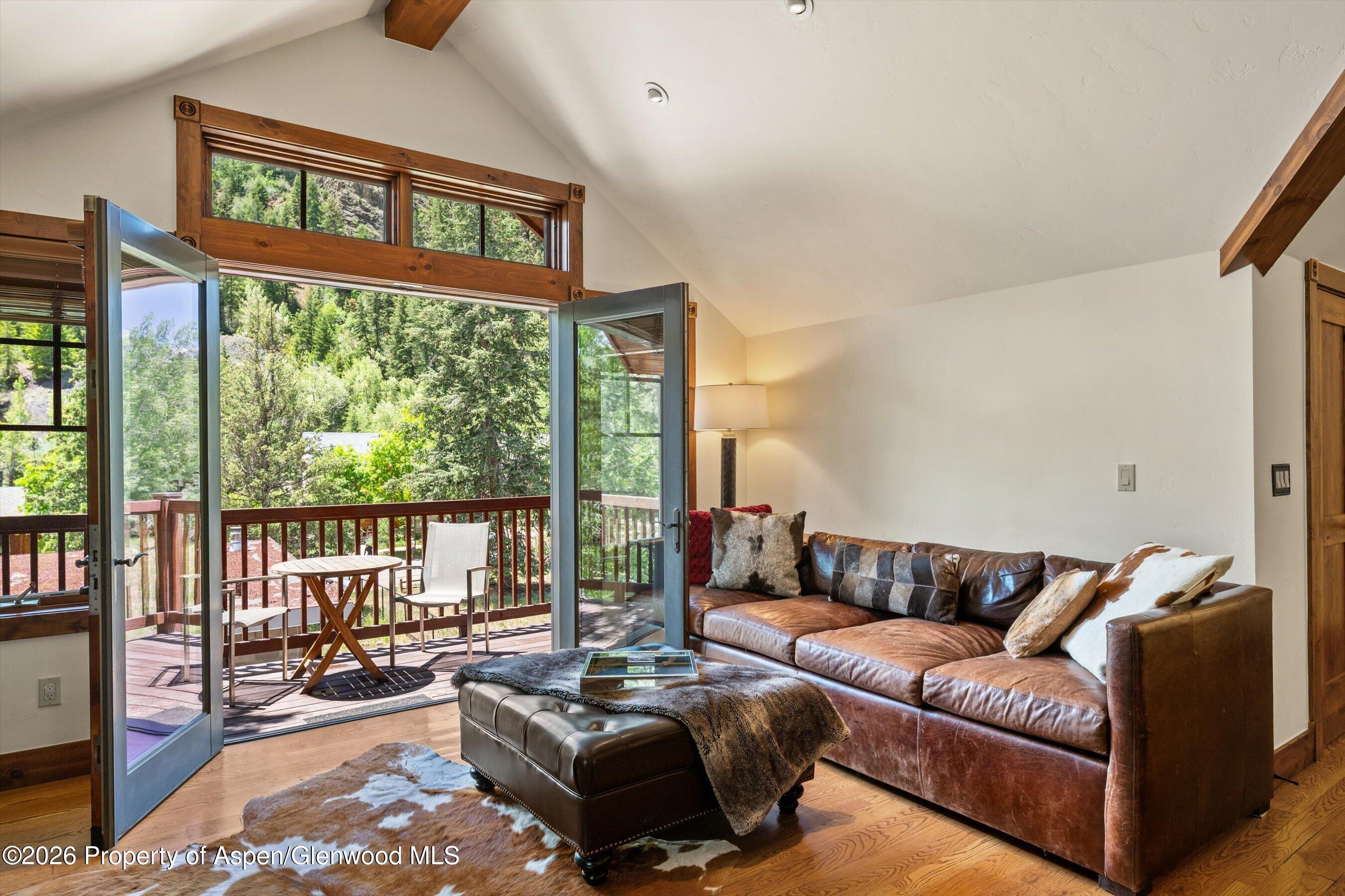 503 W Main Street B202