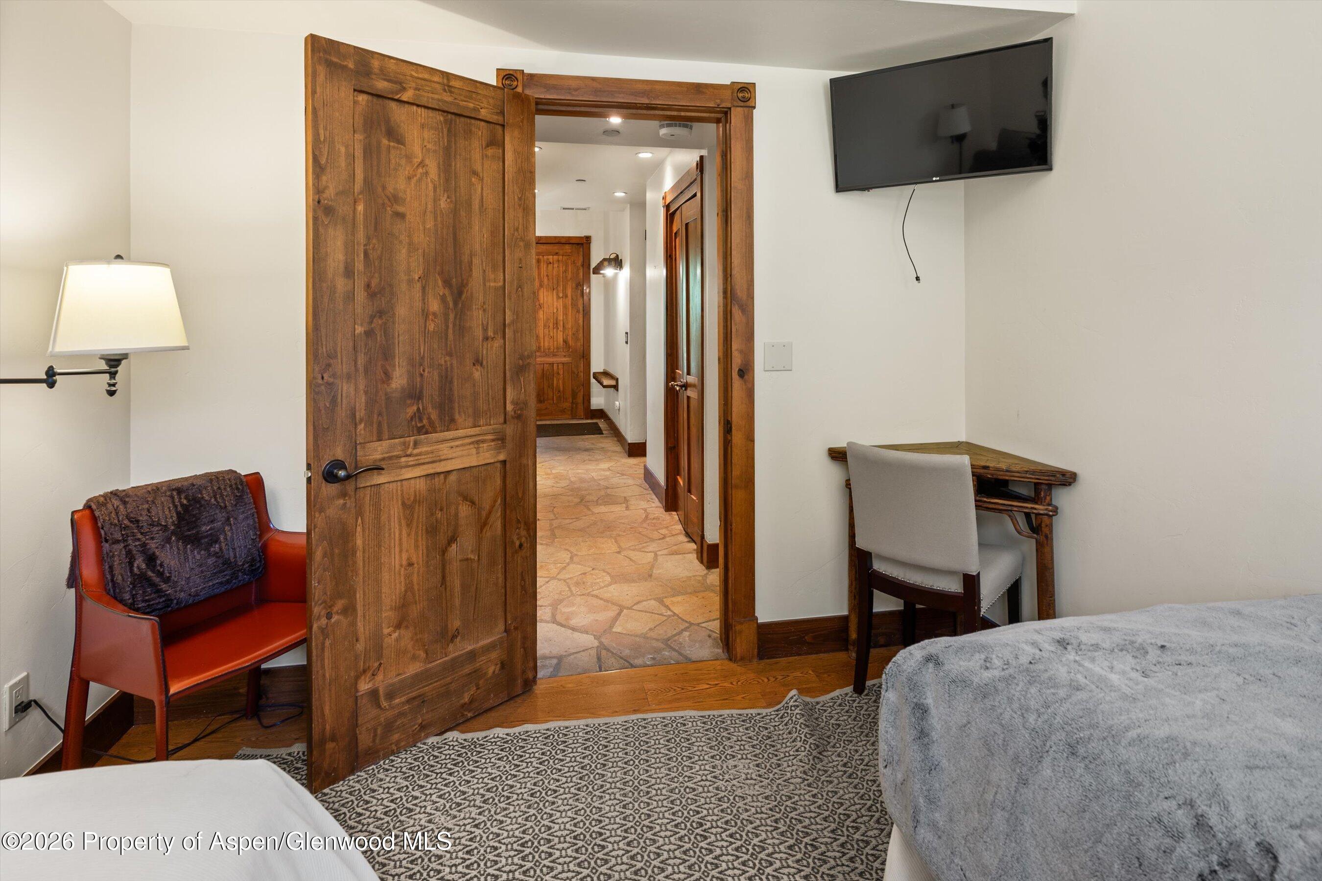 503 W Main Street B202