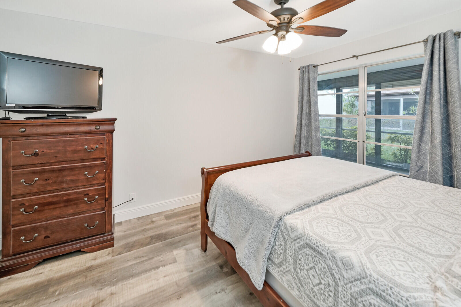 113 Pinewood Court