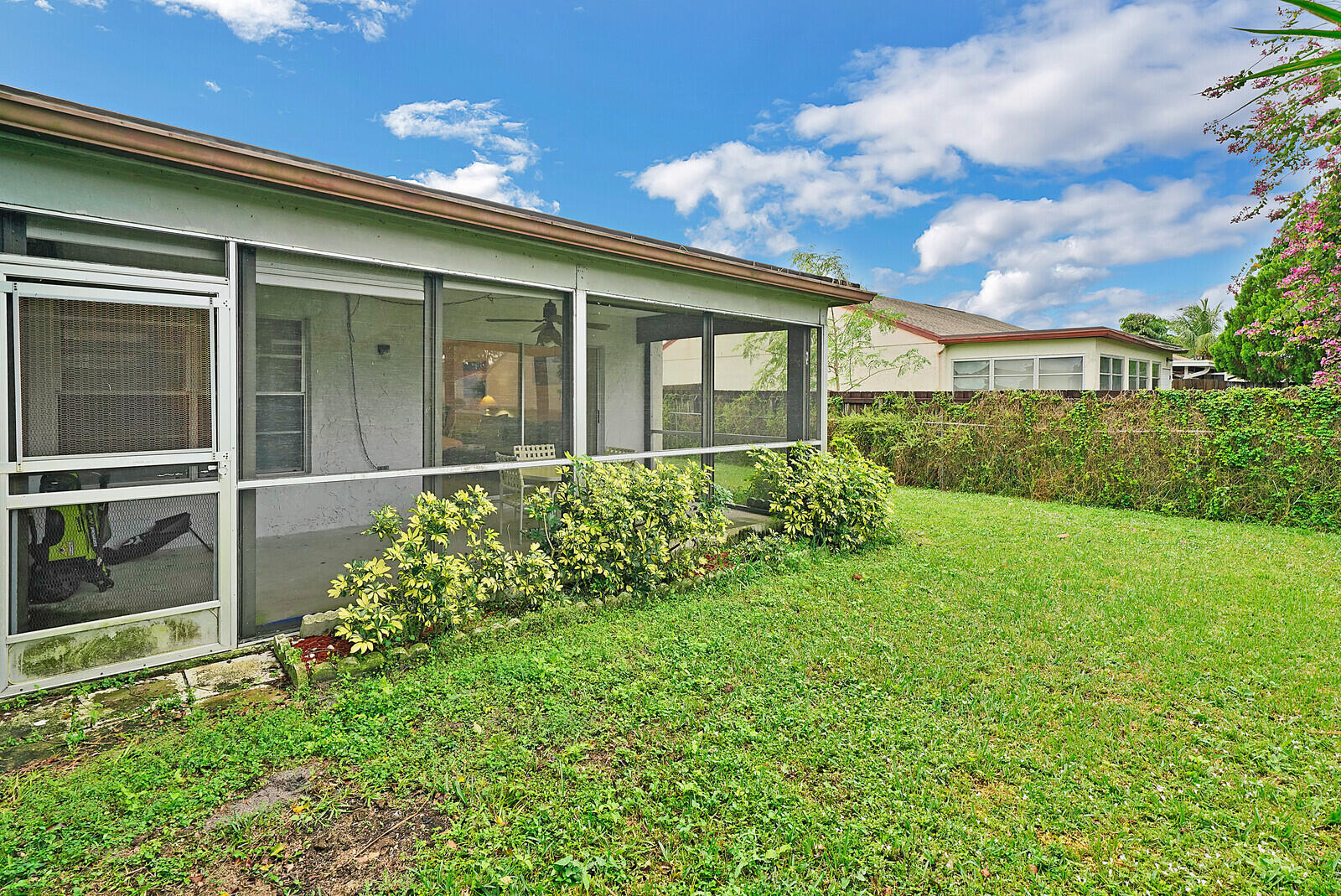 113 Pinewood Court