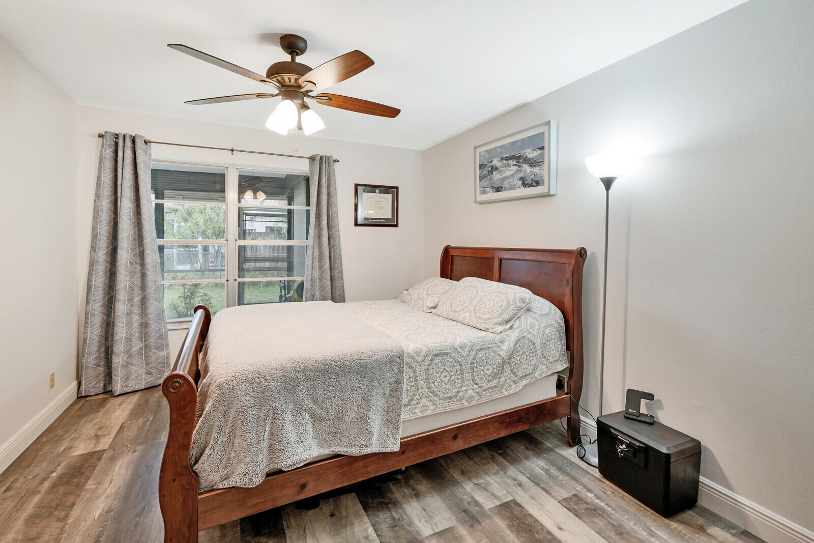 113 Pinewood Court