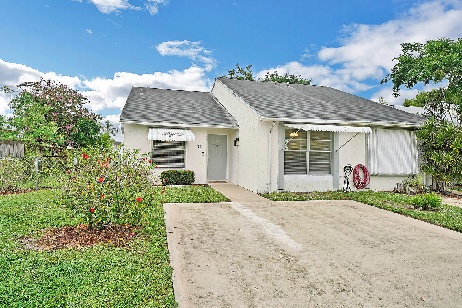 113 PINEWOOD Court