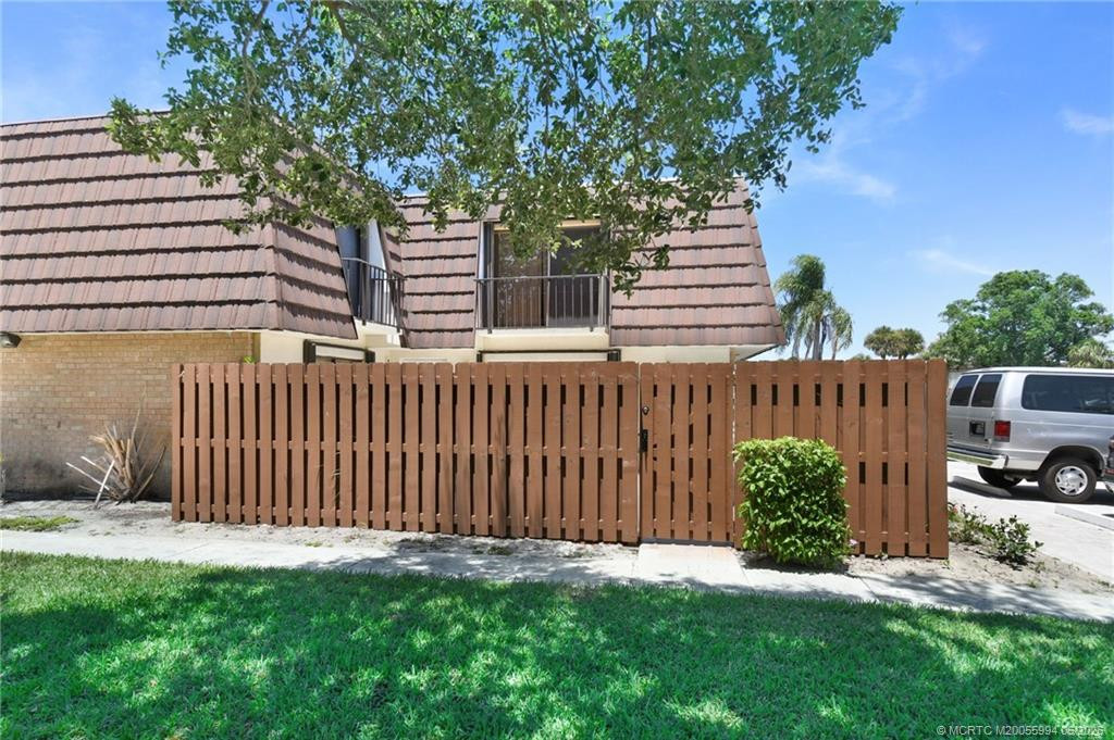 5912 SE Riverboat Drive
