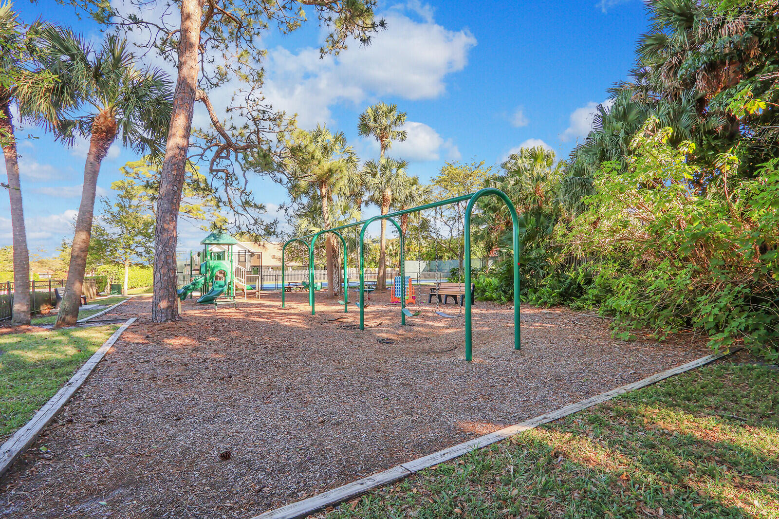 2545 Bordeaux Court