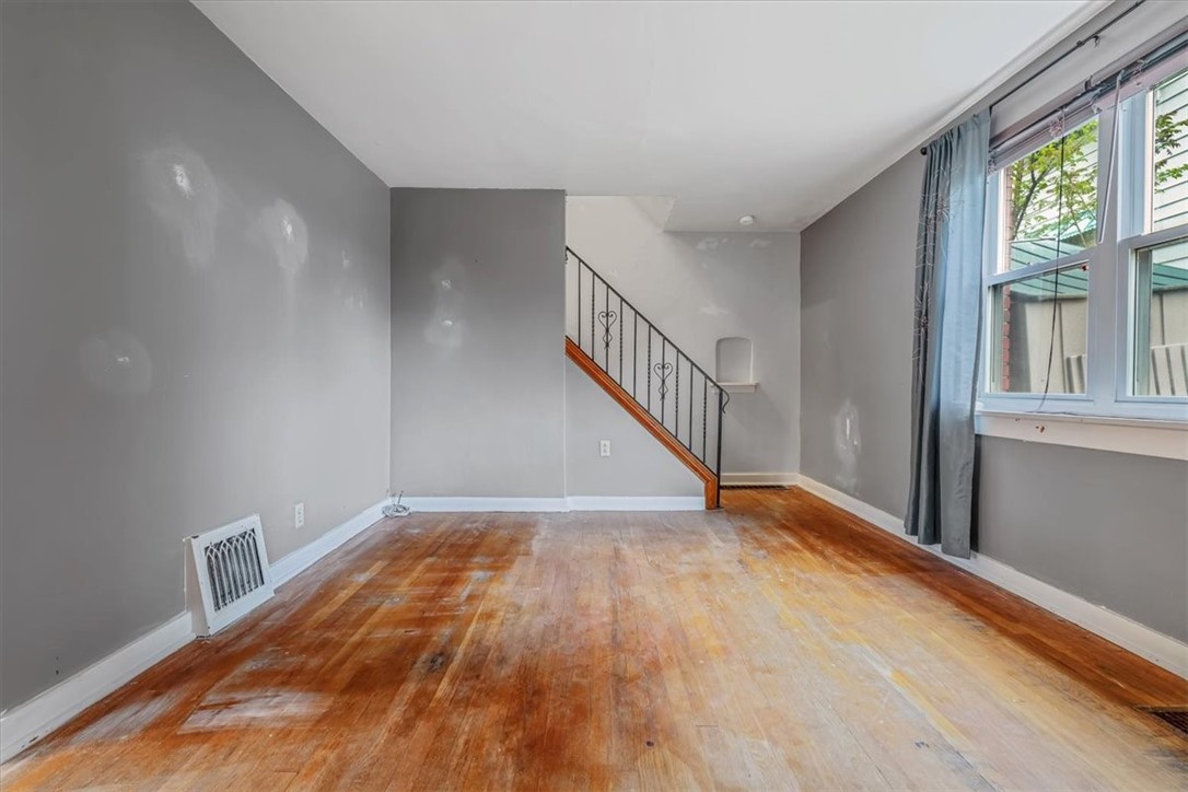 4018 Meadowbrook Blvd