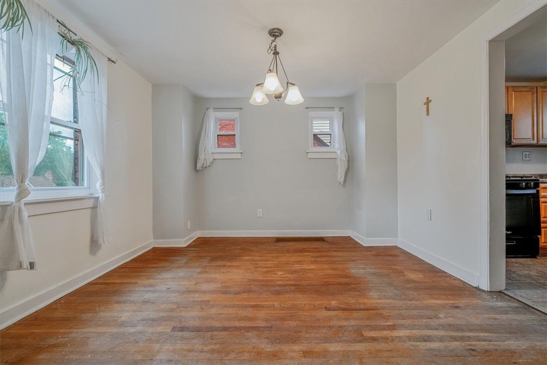 4018 Meadowbrook Blvd