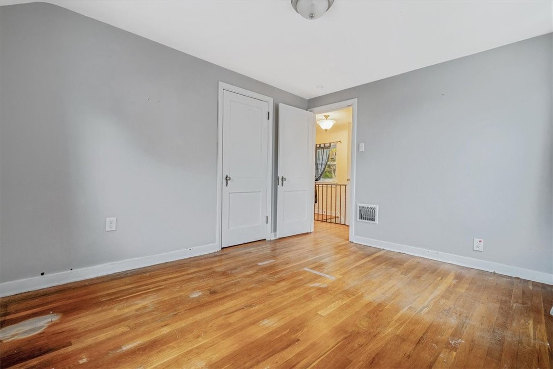 4018 Meadowbrook Blvd