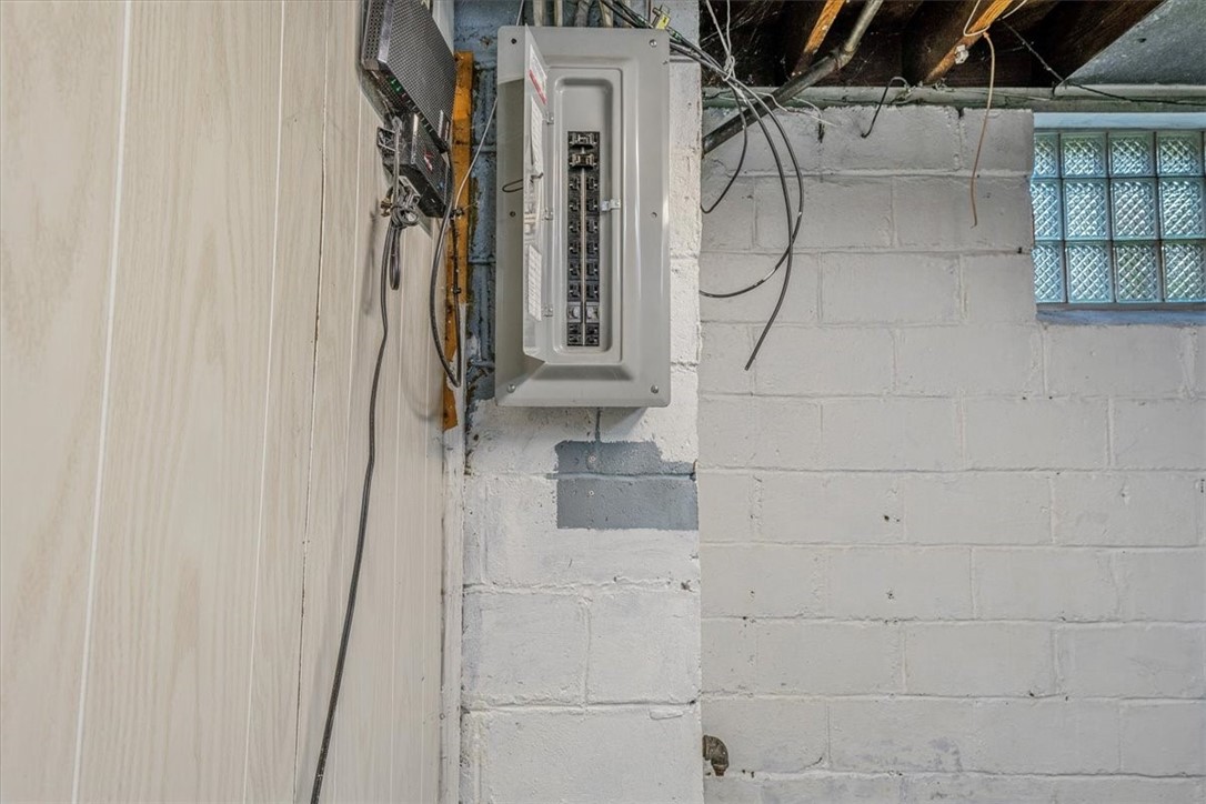 4018 Meadowbrook Blvd