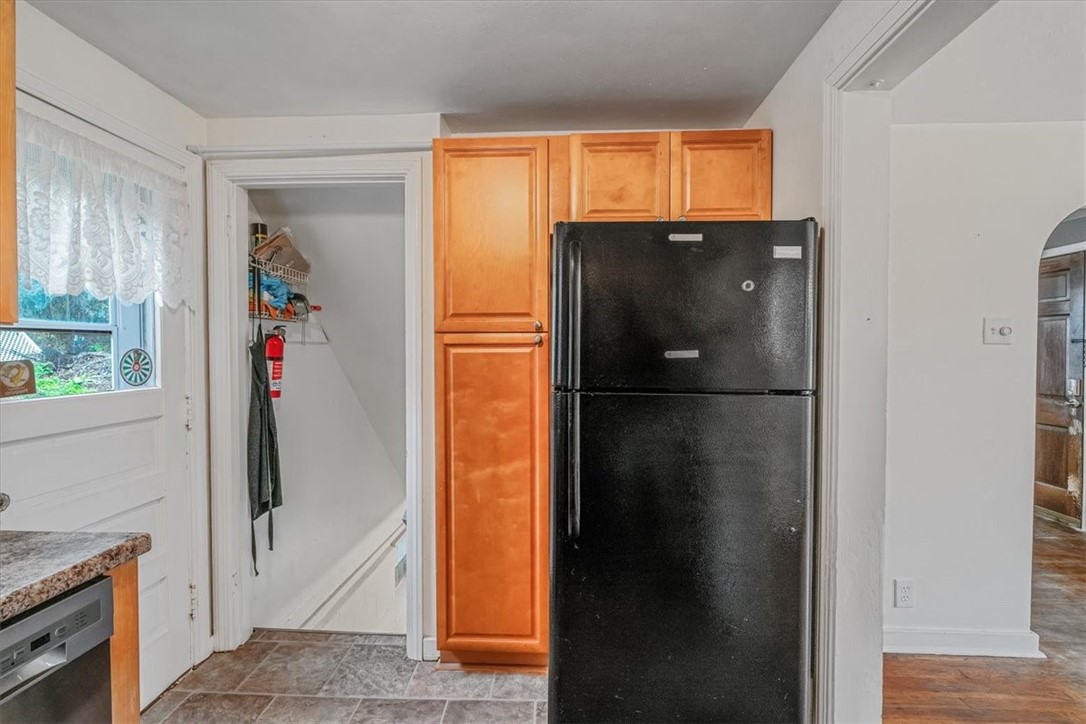 4018 Meadowbrook Blvd