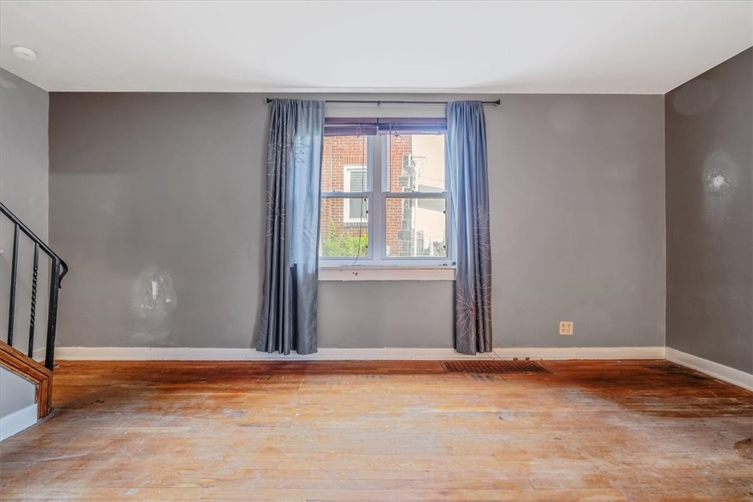 4018 Meadowbrook Blvd