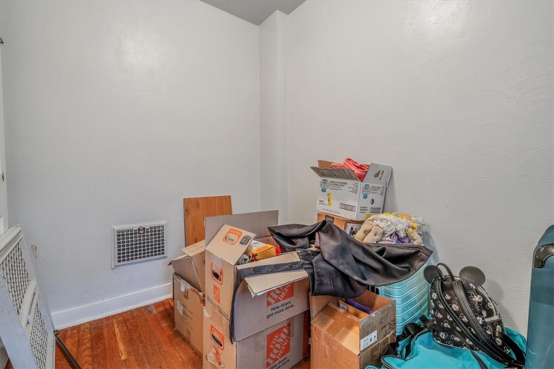 4018 Meadowbrook Blvd