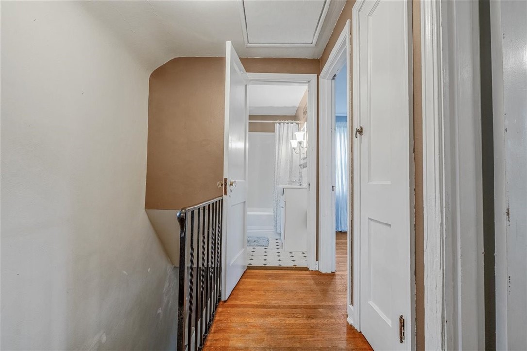 4018 Meadowbrook Blvd