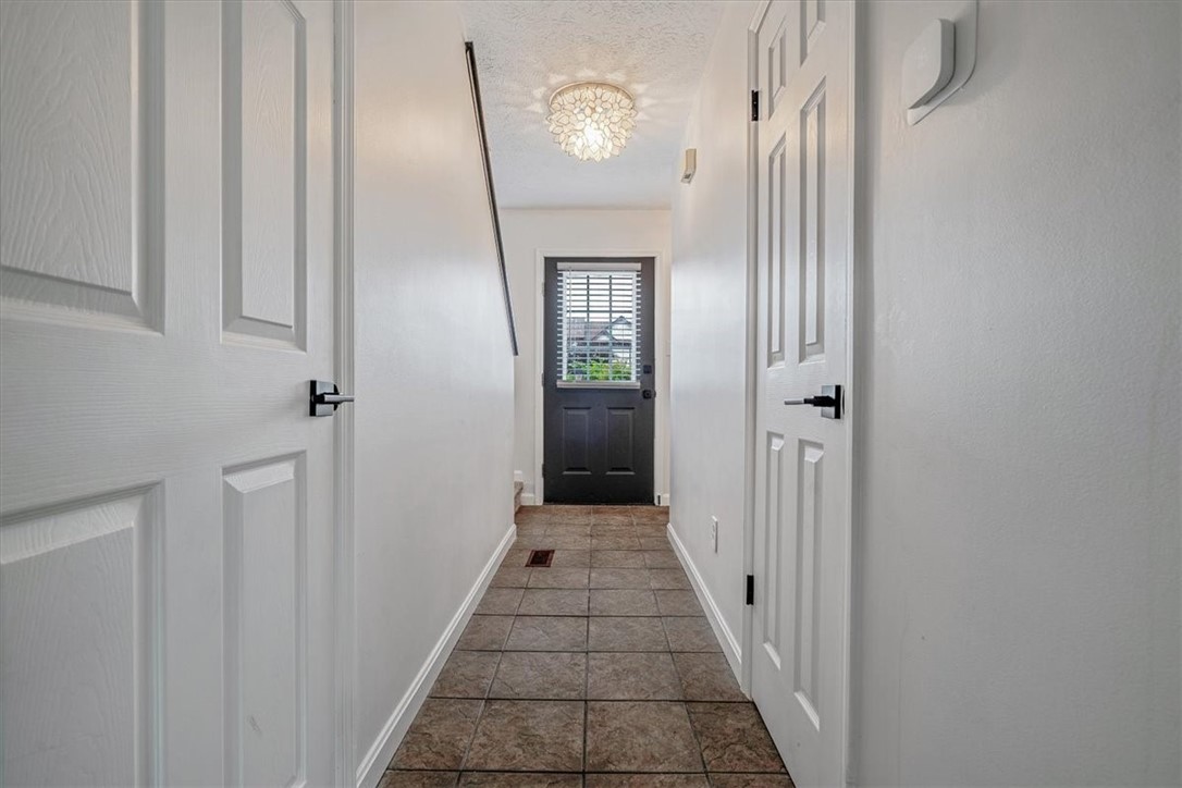 1443 Lexington Dr