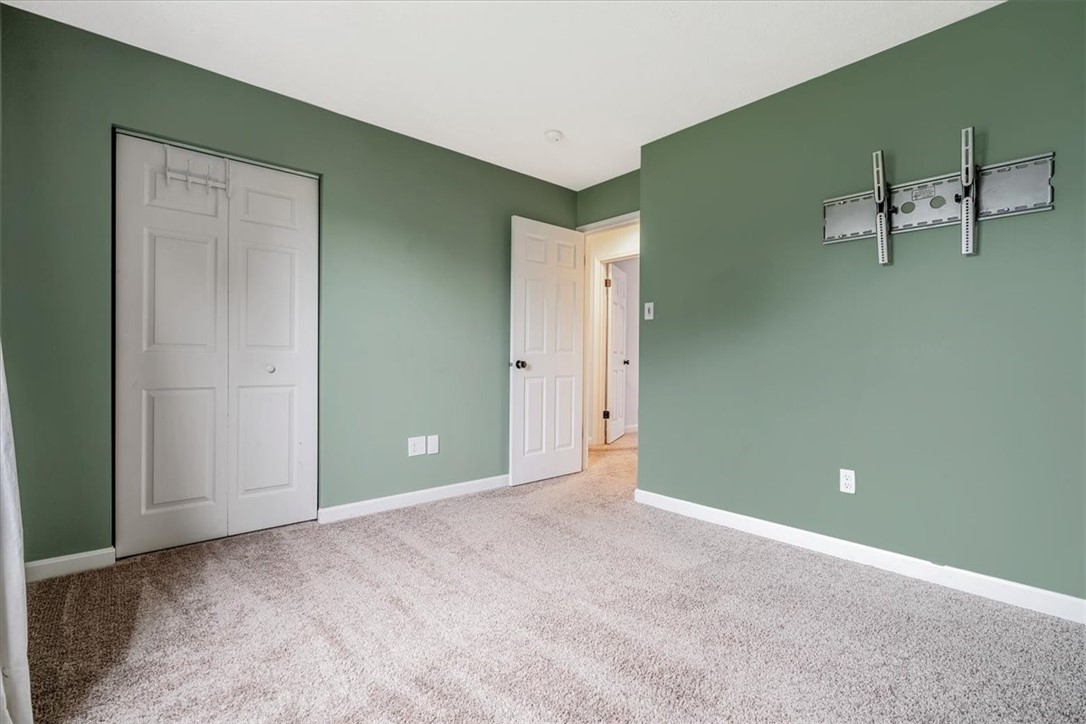 1443 Lexington Dr