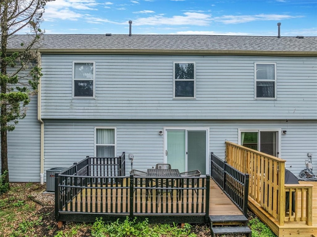 1443 Lexington Dr