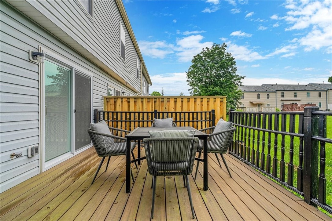 1443 Lexington Dr