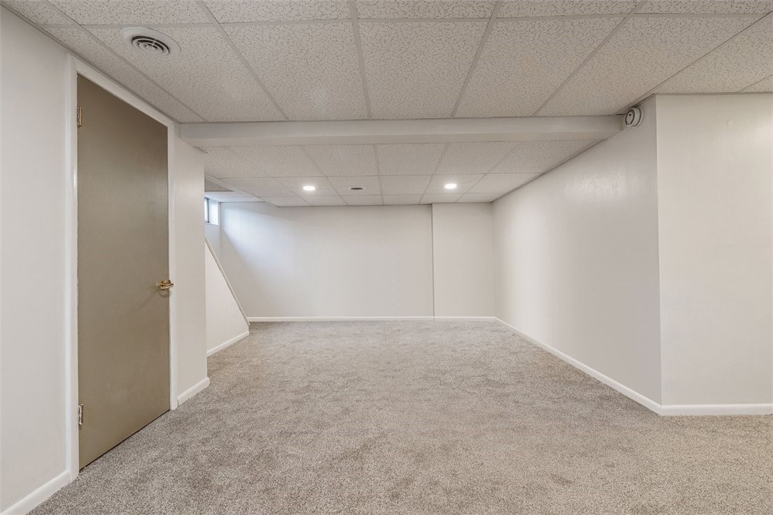 2035 Spring Hill Rd