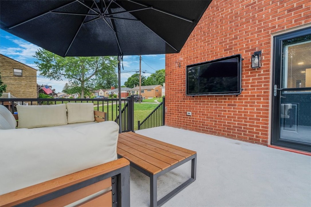 2035 Spring Hill Rd