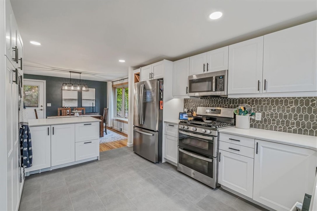 2035 Spring Hill Rd