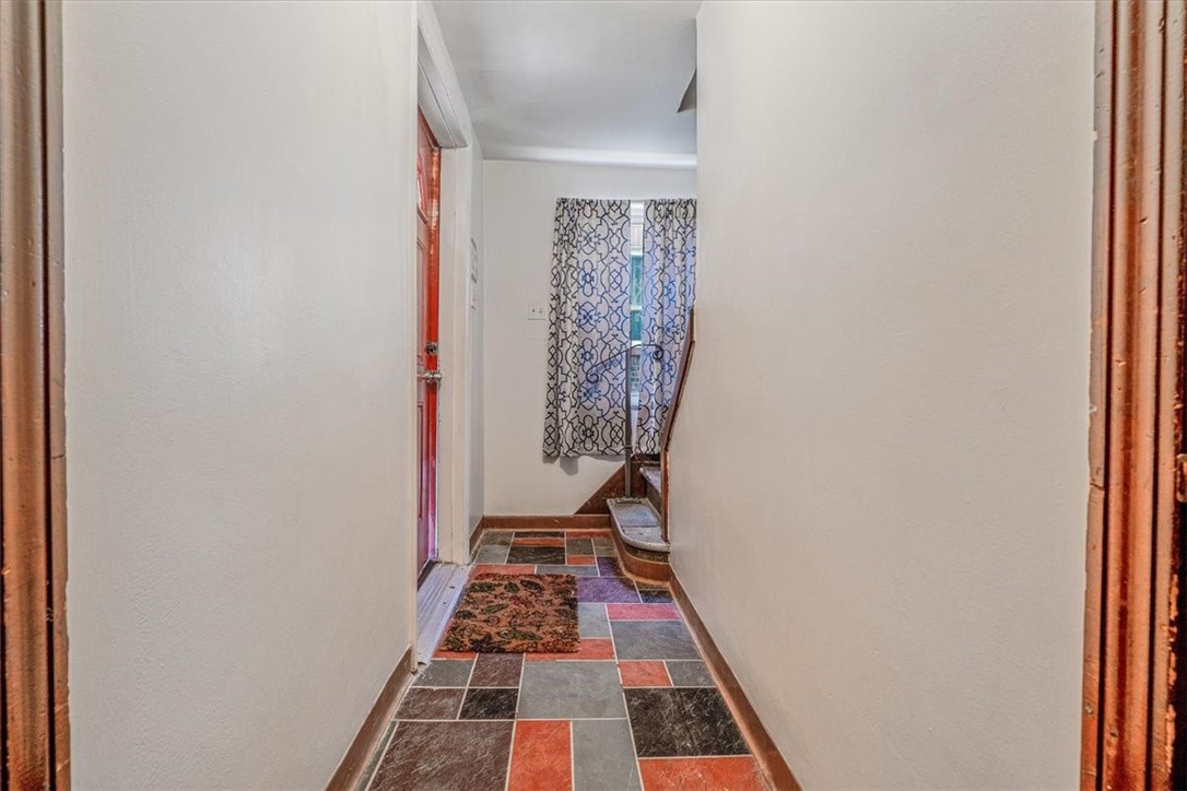 3753 Brownsville Rd