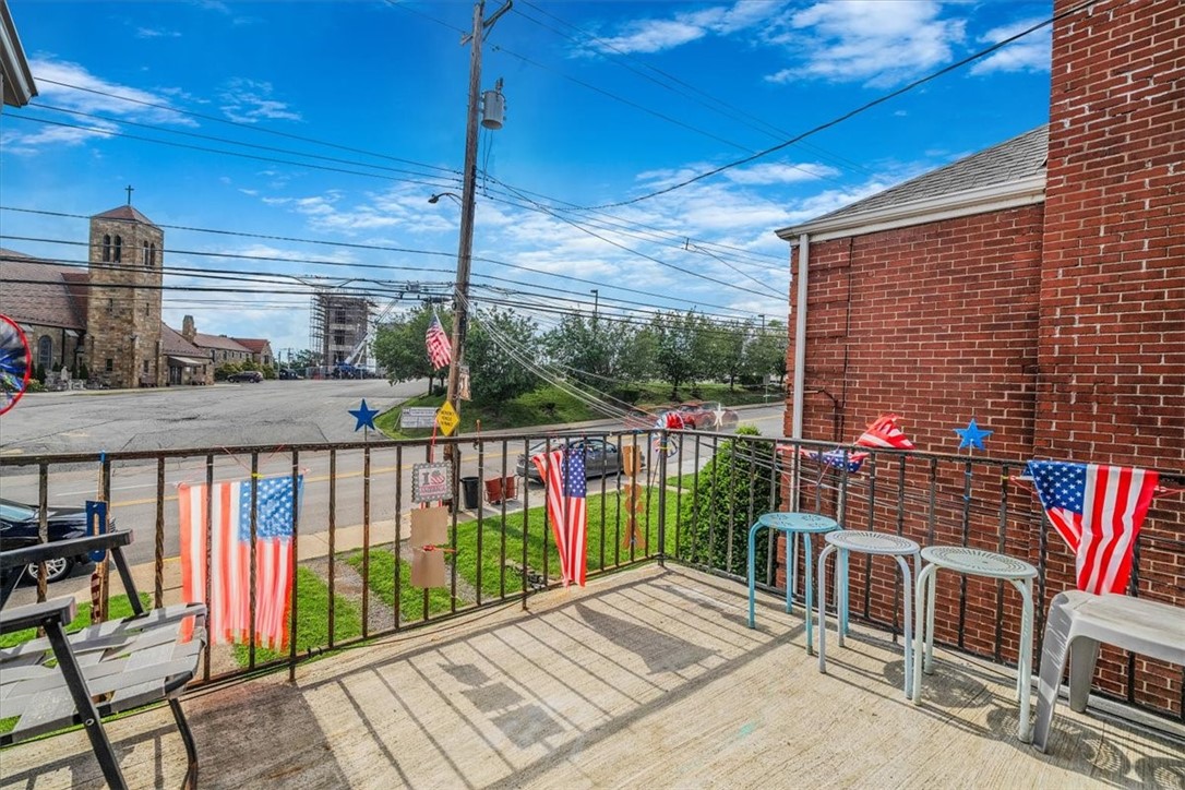 3753 Brownsville Rd