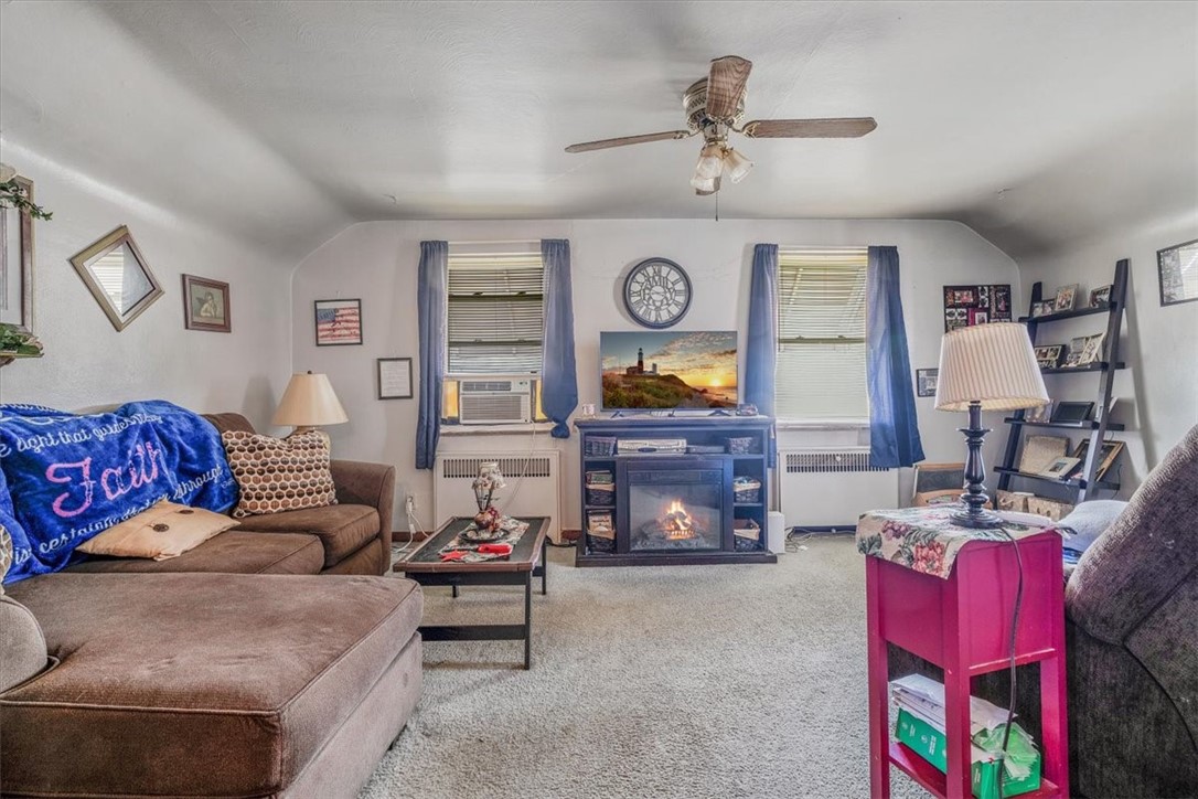 3753 Brownsville Rd