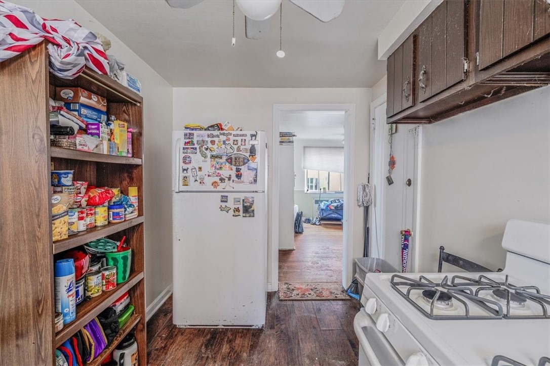 3753 Brownsville Rd