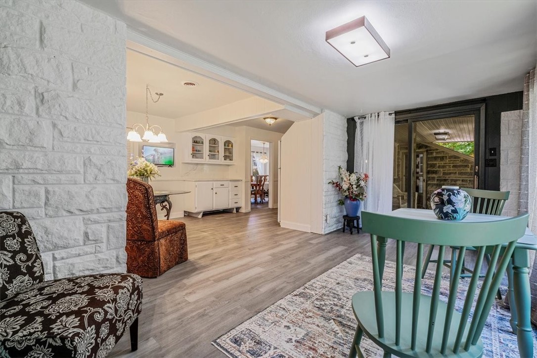 1236 Abbott Dr