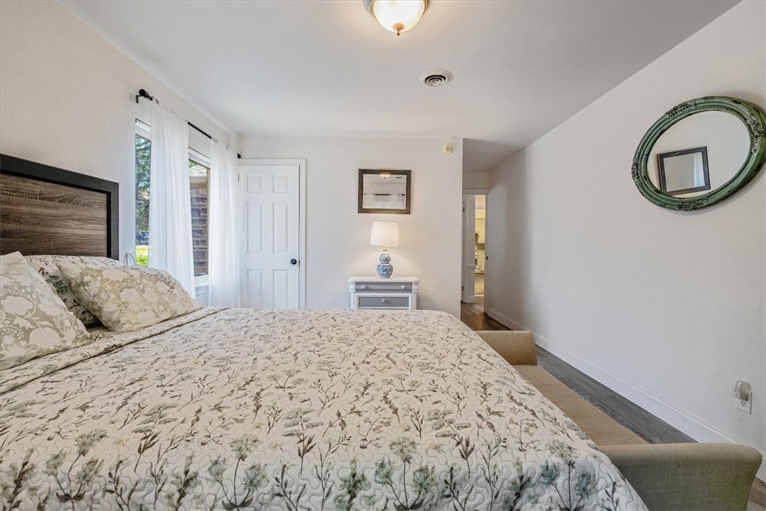 1236 Abbott Dr