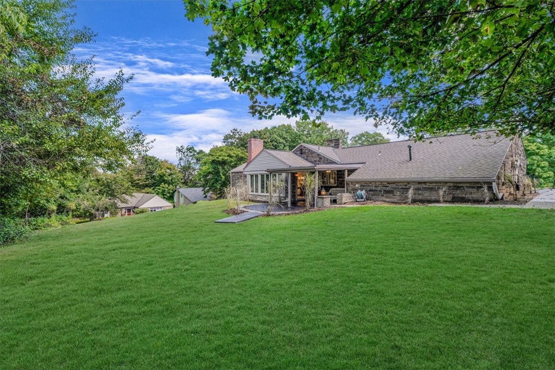 1236 Abbott Dr