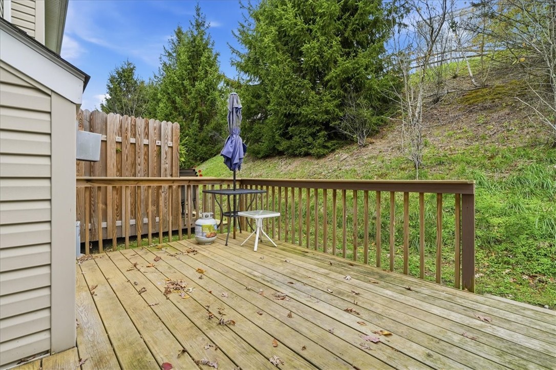 10534 Cherry Grove Ct